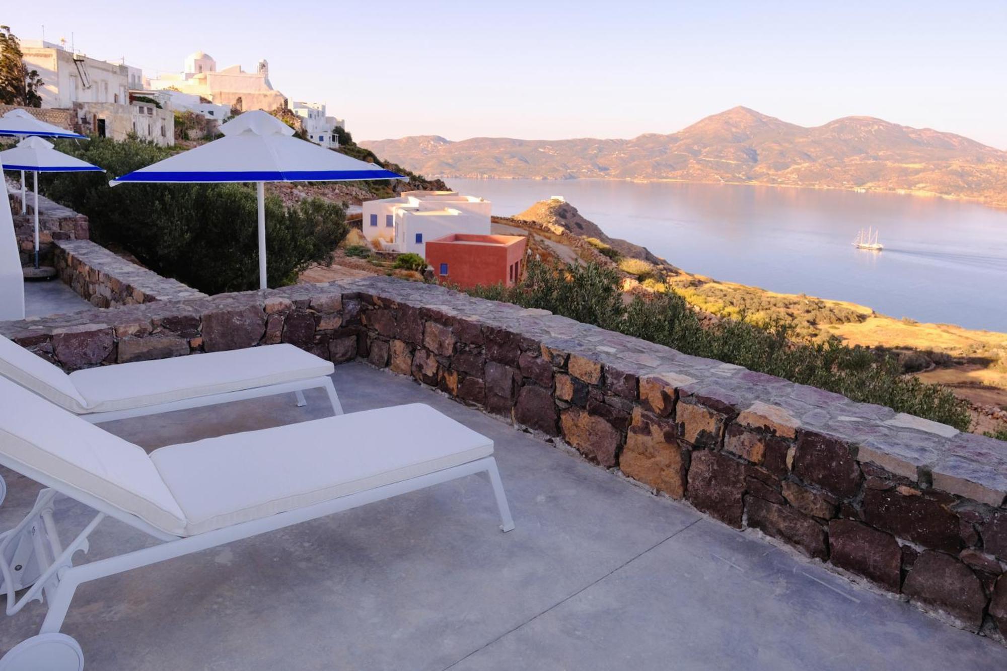 Odyssey Rock Milos Sunset Suites Plaka  Esterno foto