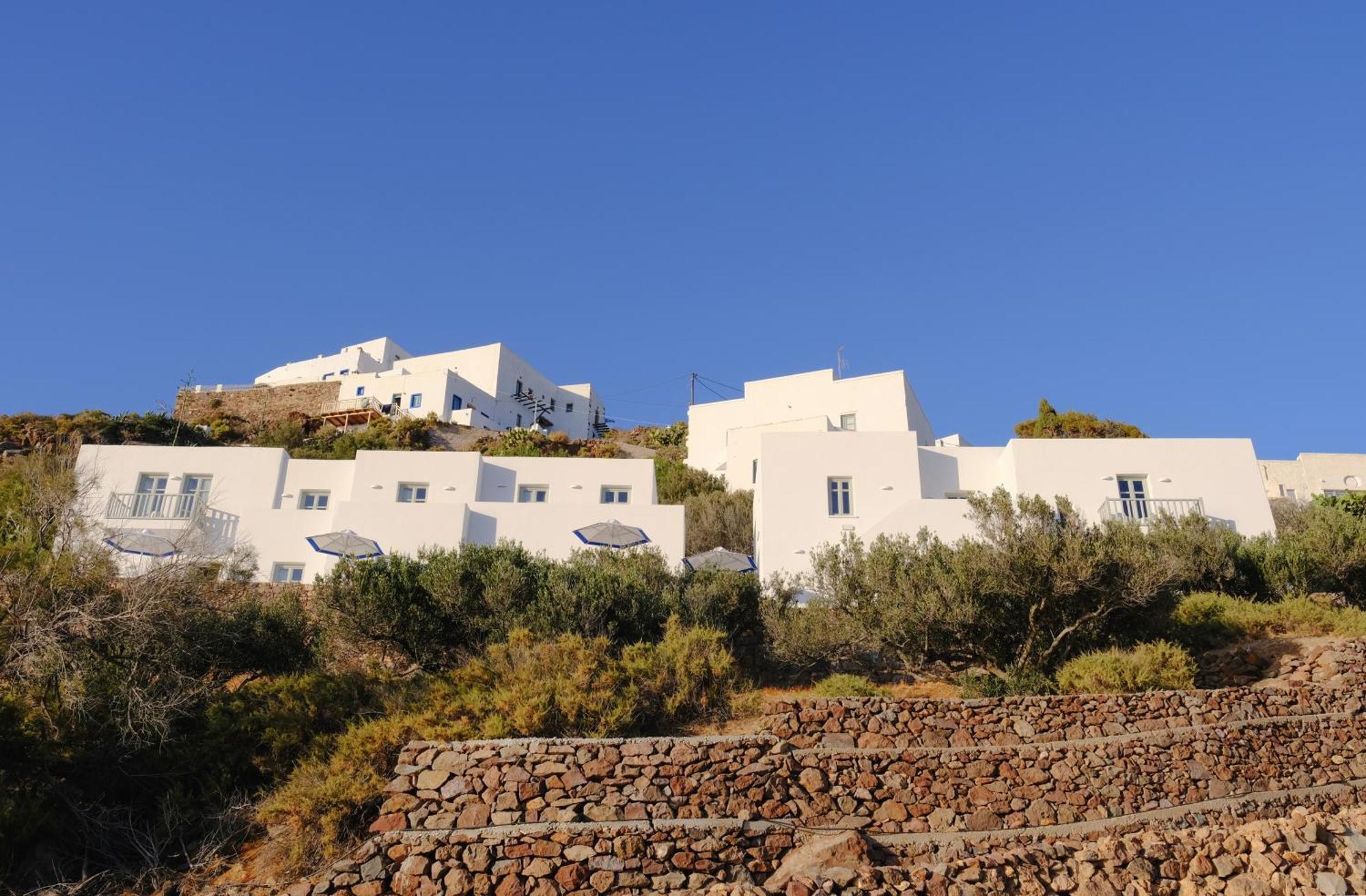 Odyssey Rock Milos Sunset Suites Plaka  Esterno foto