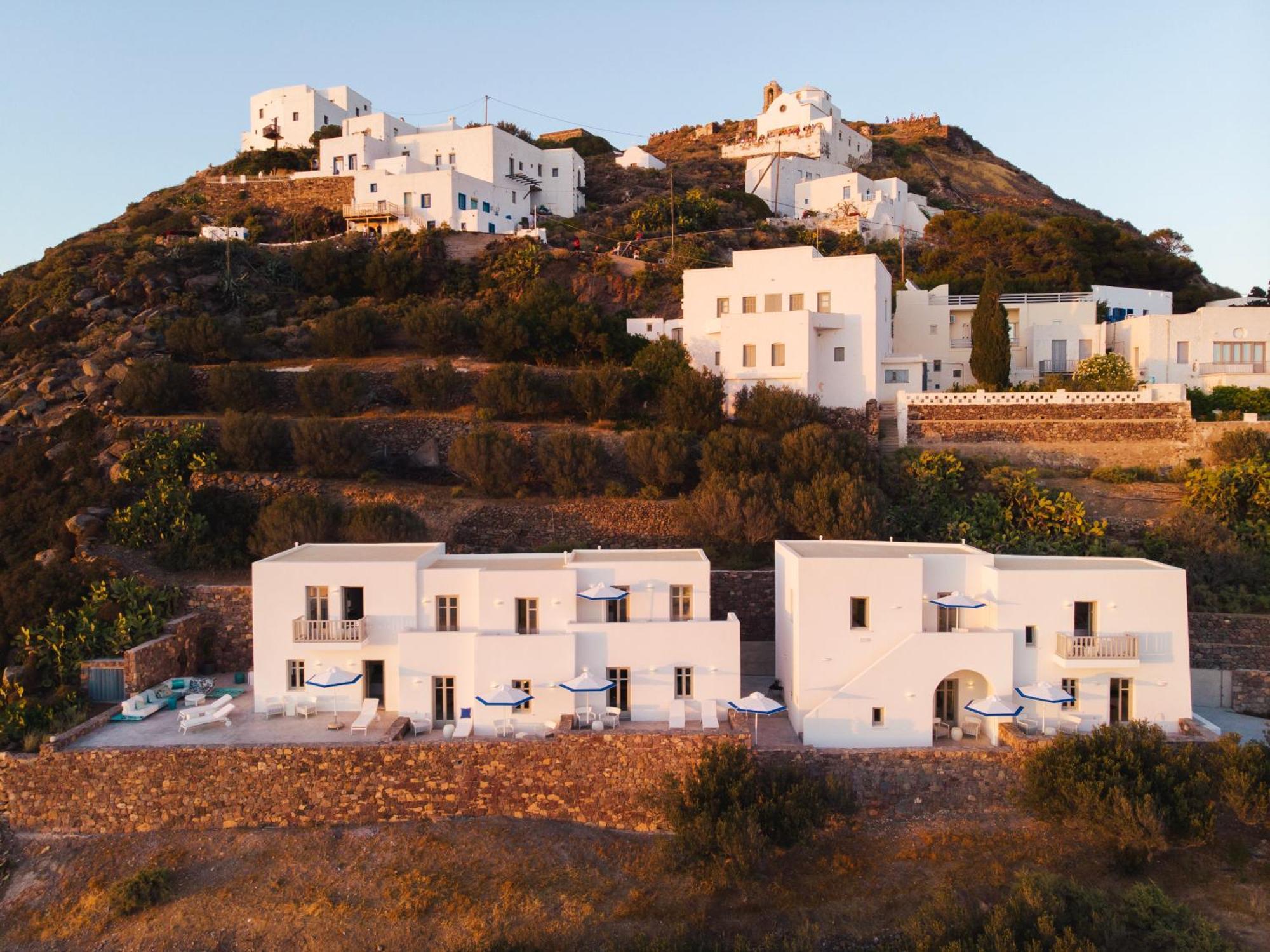 Odyssey Rock Milos Sunset Suites Plaka  Esterno foto